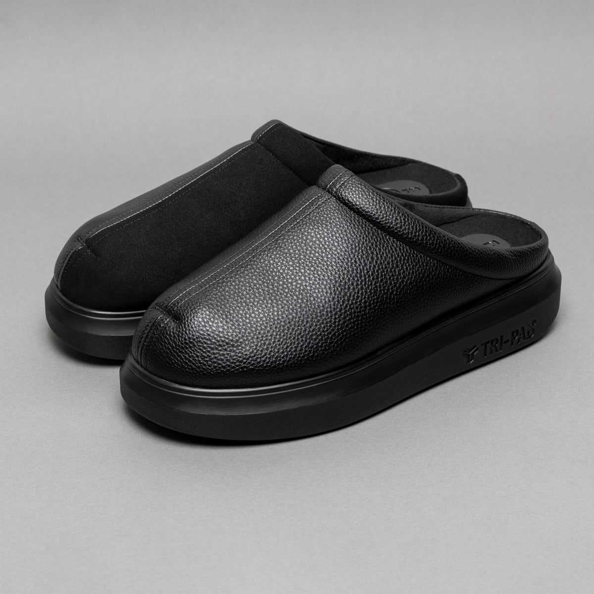 BLACK/BLACK