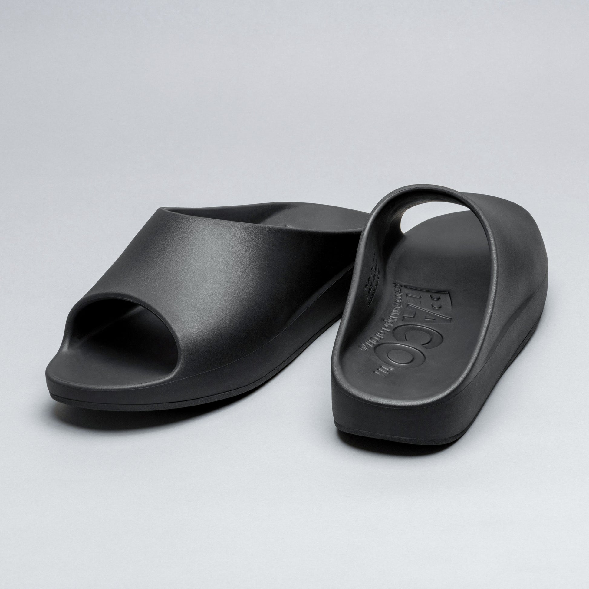 BLACK/BLACK